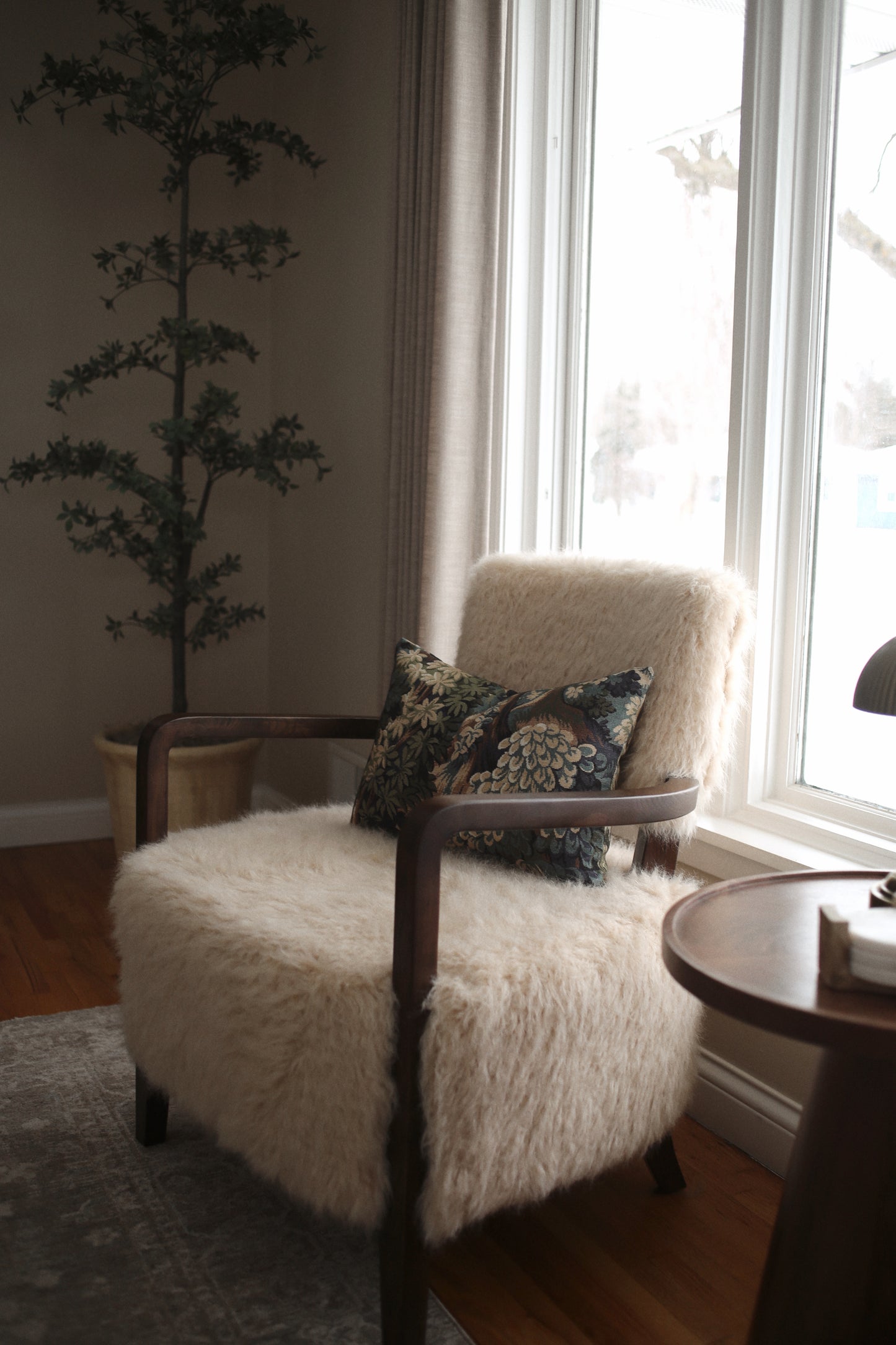 Wren Lumbar Pillow Cover